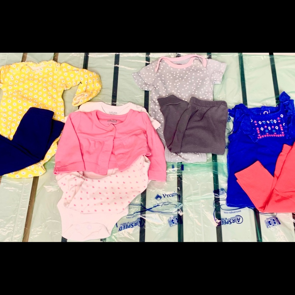 4 different Baby outfits 9 total Pieces, 5pcs new